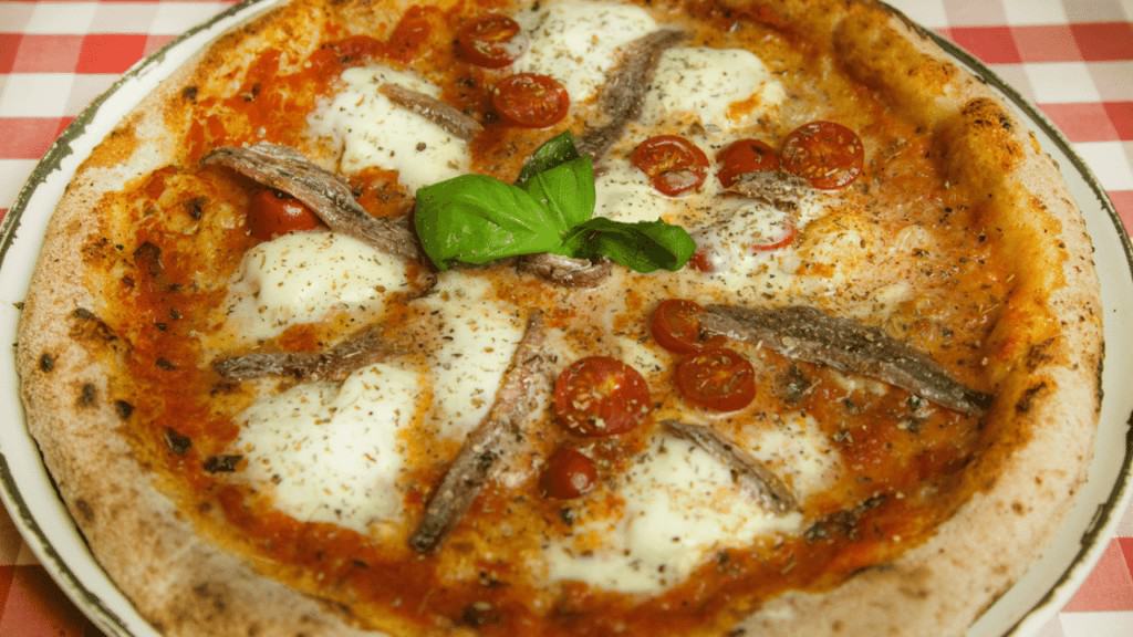 Você está visualizando atualmente Pizza de sardinha sem ovo, o sabor da pizza que você vai adorar!