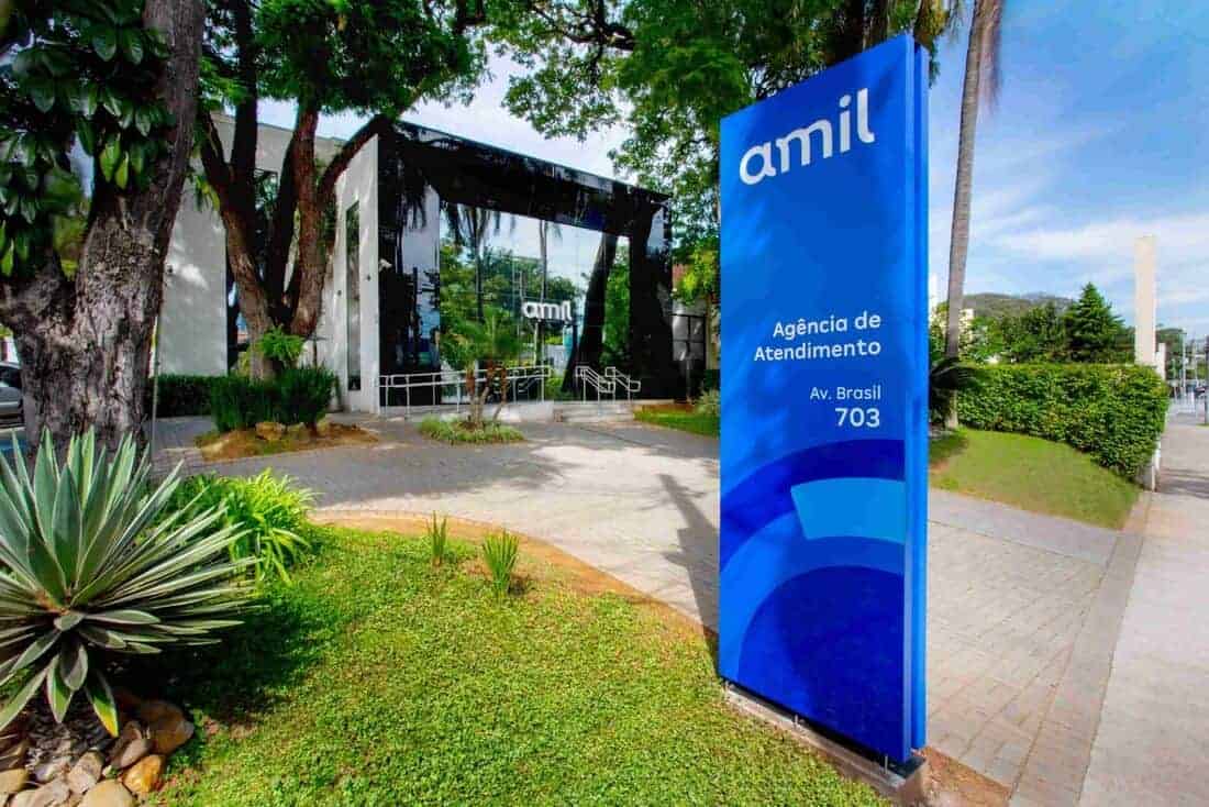 Leia mais sobre o artigo Amil negocia com Golden Cross compartilhamento de riscos
